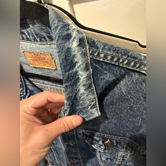 Vintage Levi's Type III Denim Jacket - Picture 3 of 11